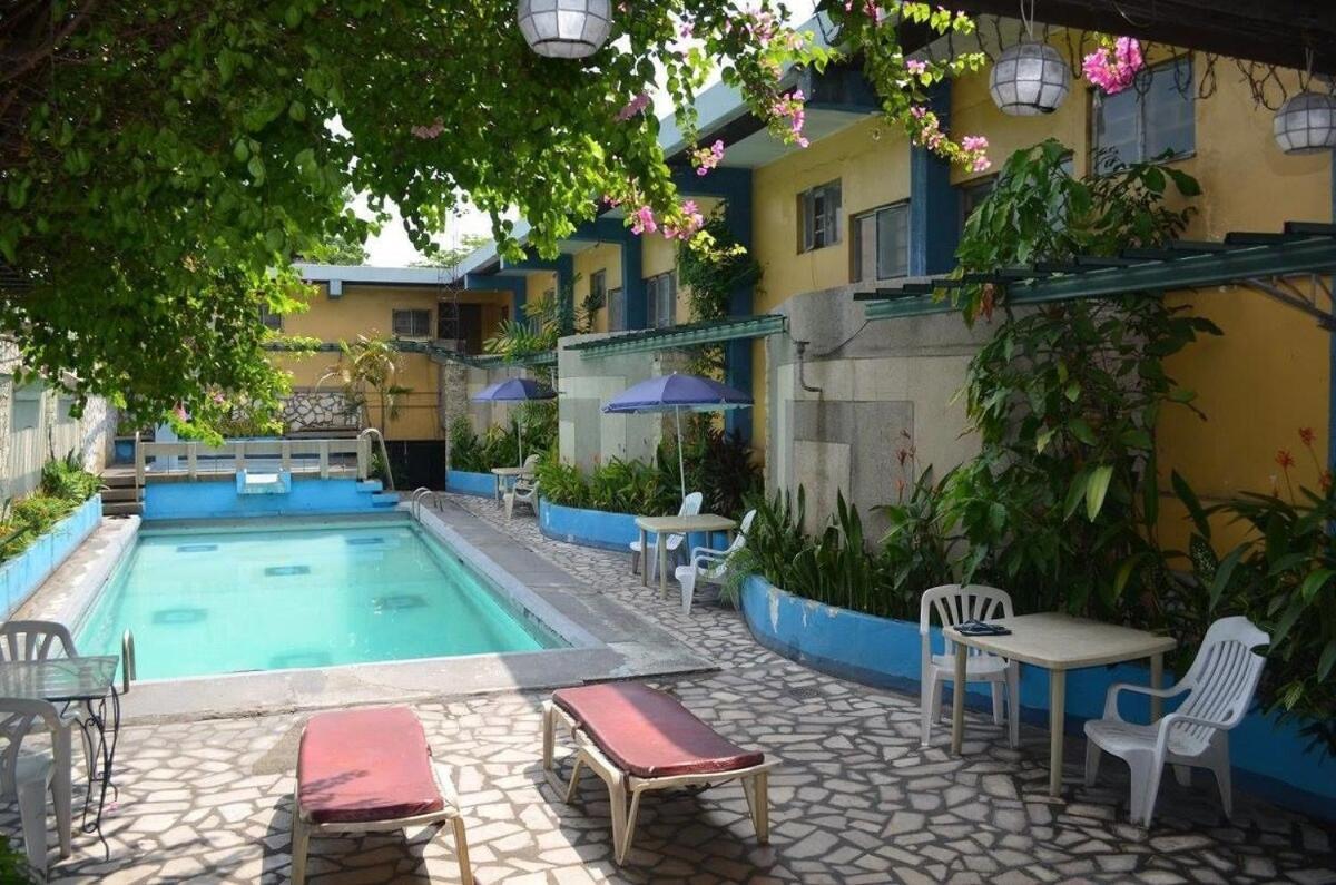 2 Hotel Saleh Angeles Zewnętrze zdjęcie