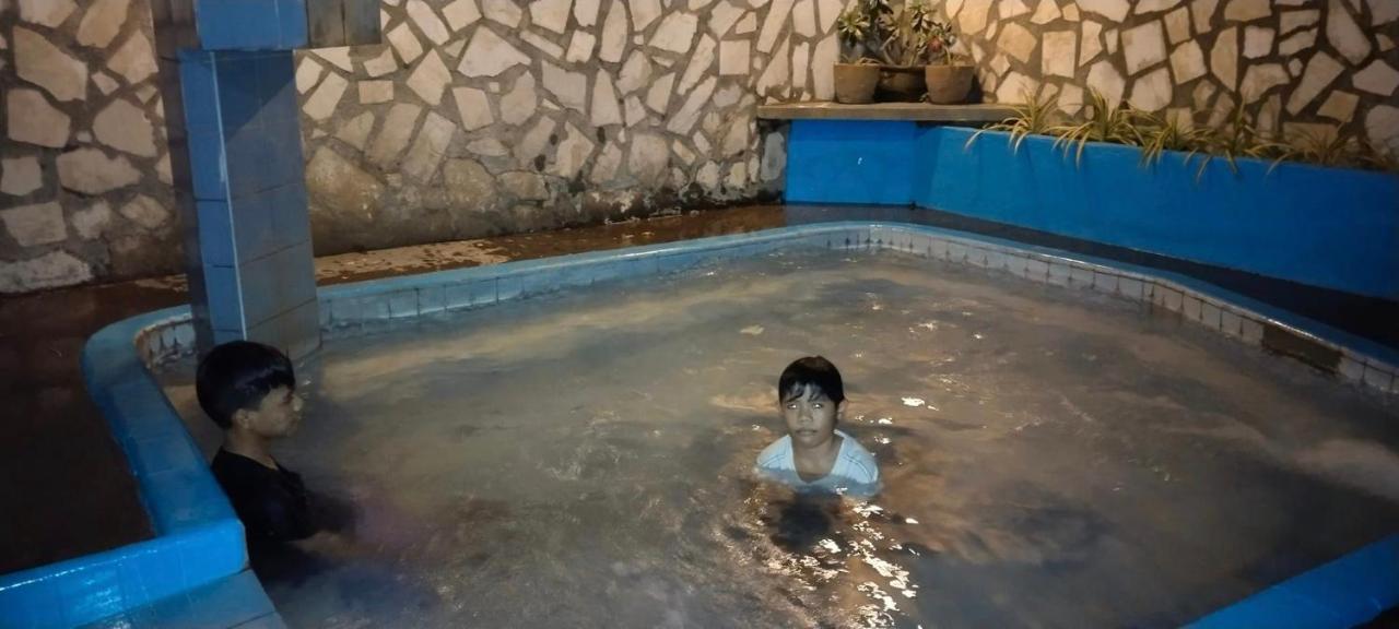 2 Hotel Saleh Angeles Zewnętrze zdjęcie