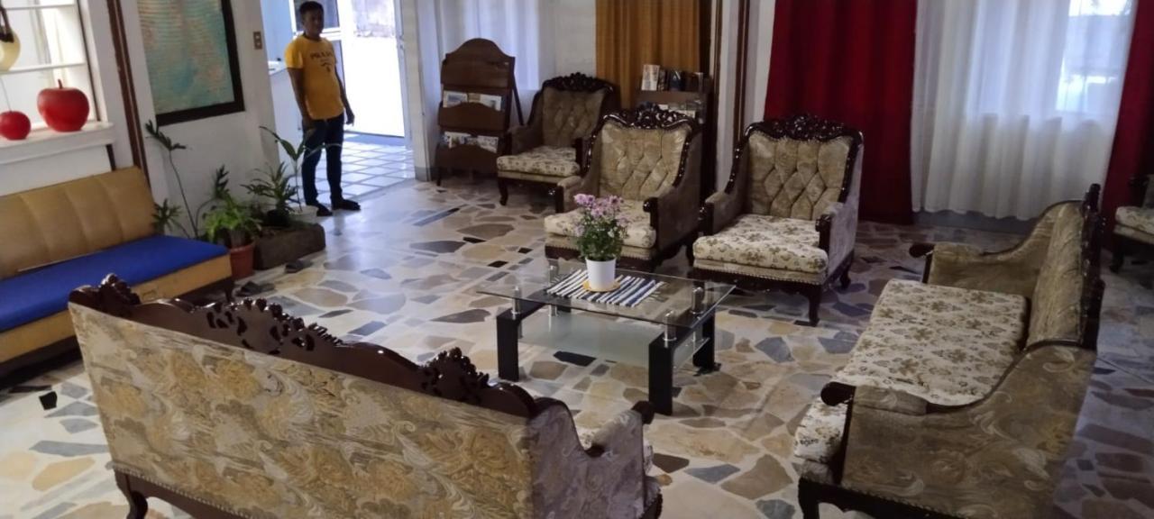 2 Hotel Saleh Angeles Zewnętrze zdjęcie