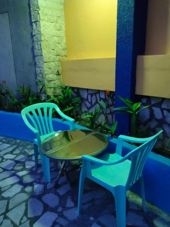 2 Hotel Saleh Angeles Zewnętrze zdjęcie